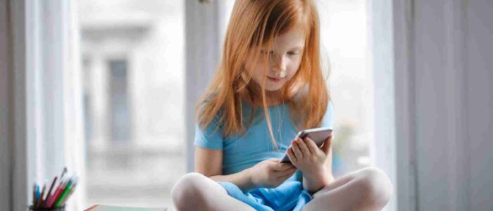 Screen Time Impact on Kids and How to avoid it